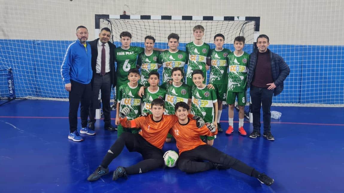 Yıldız Erkek Futsal Takımımız YARI FİNALDE!